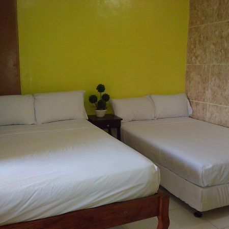 Centillo Travellers Inn Caticlan Ngoại thất bức ảnh